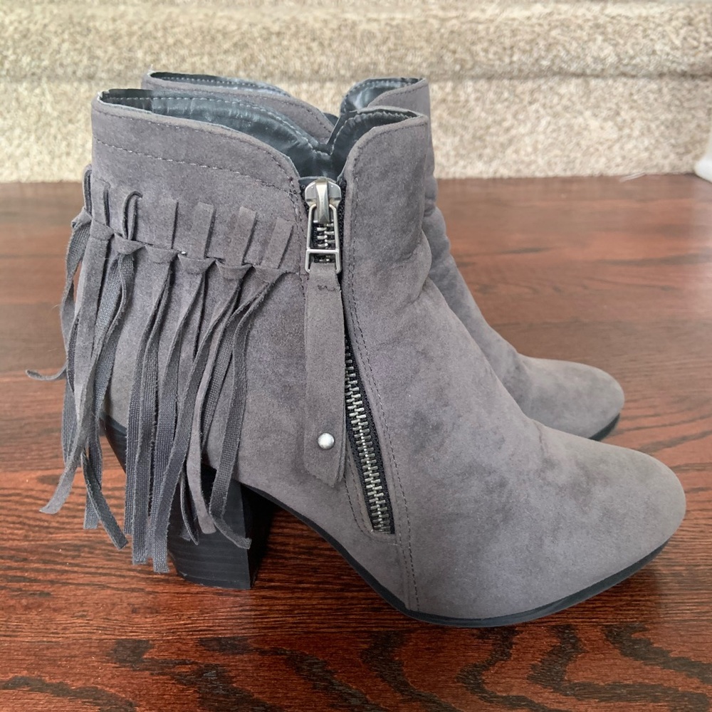 Gray fringe booties
